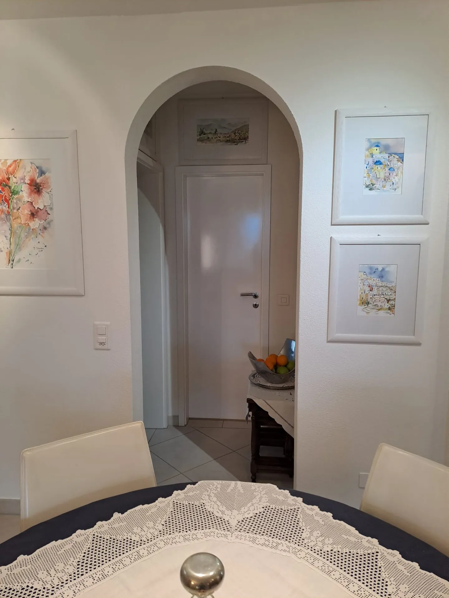 Attic apartment with 4.5 rooms and lake view in Caslano - Photo 5 of 12