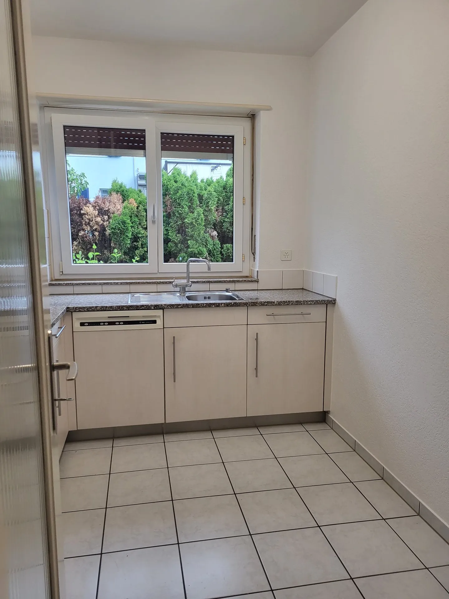 Moderne Wohnung mit Balkon - Foto 12 von 14