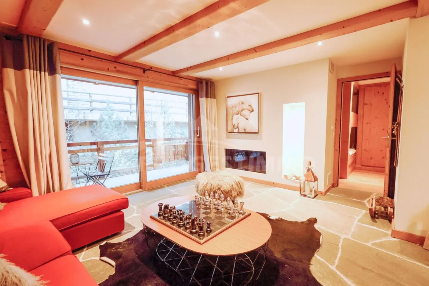 Exceptional Apartment at the Foot of the Slopes - Photo 2 of 12