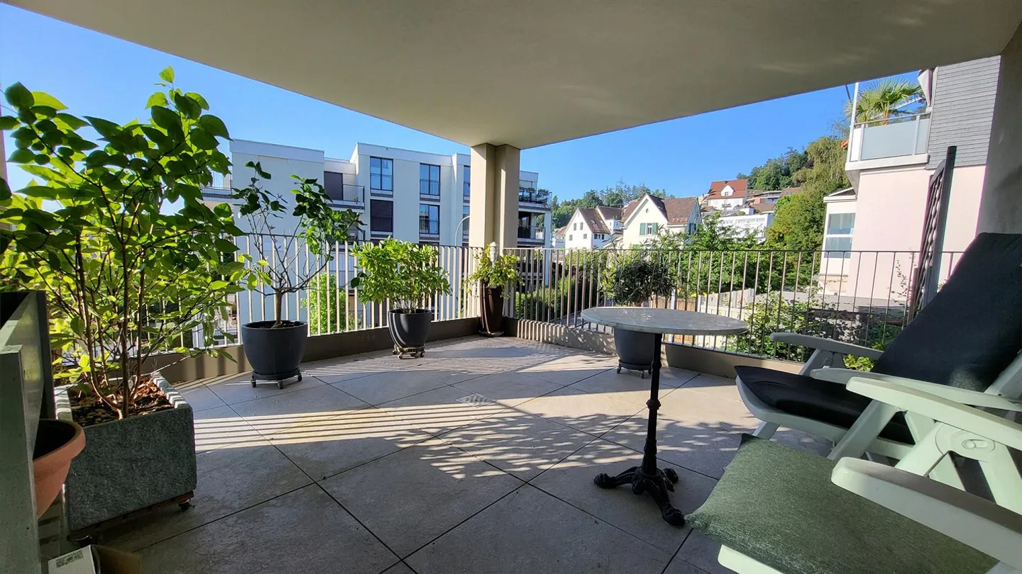 Appartamento 2,5 locali soleggiato e quasi nuovo con grande balcone - Foto 1 di 8