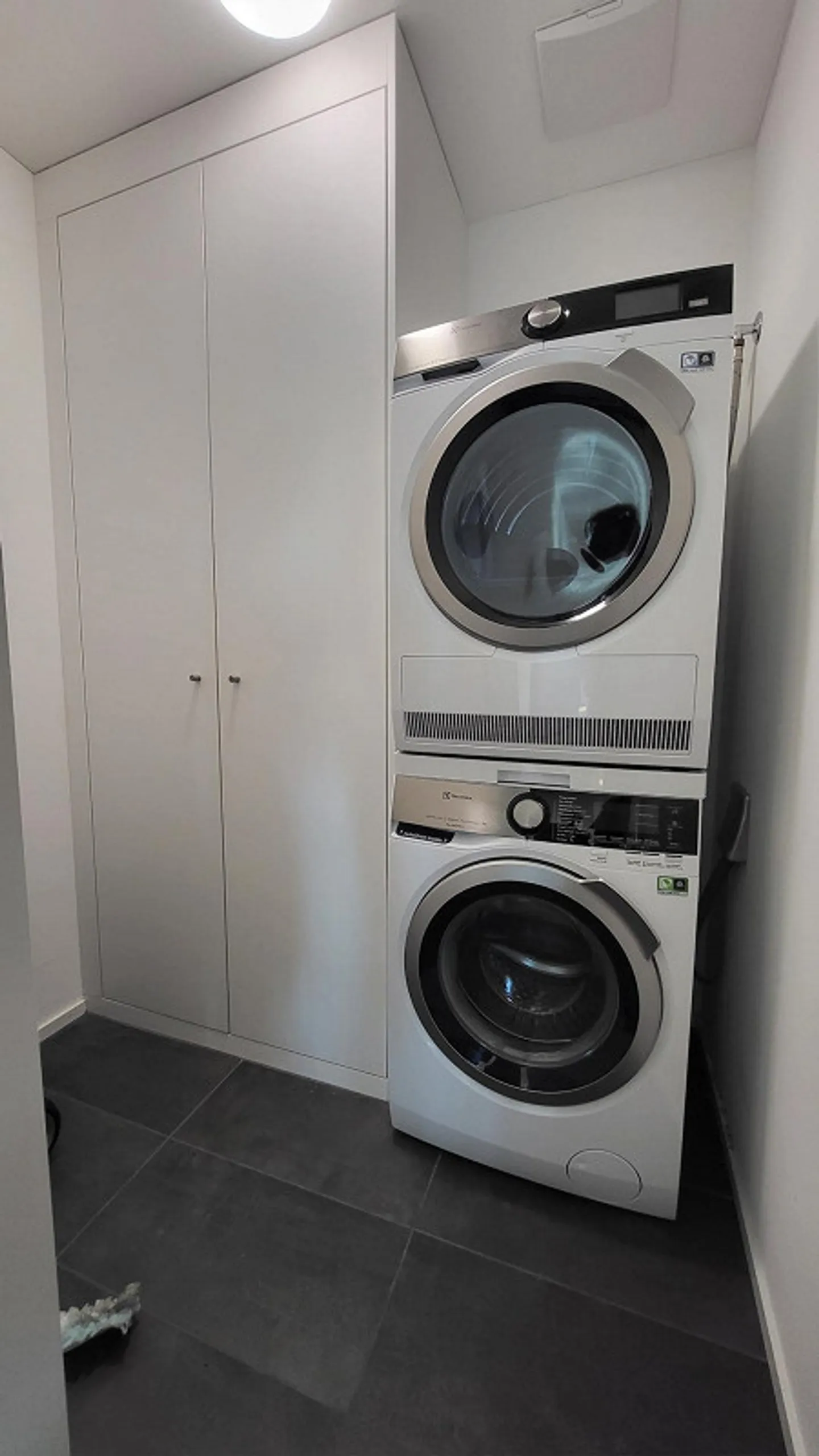 Appartamento 2,5 locali soleggiato e quasi nuovo con grande balcone - Foto 6 di 8