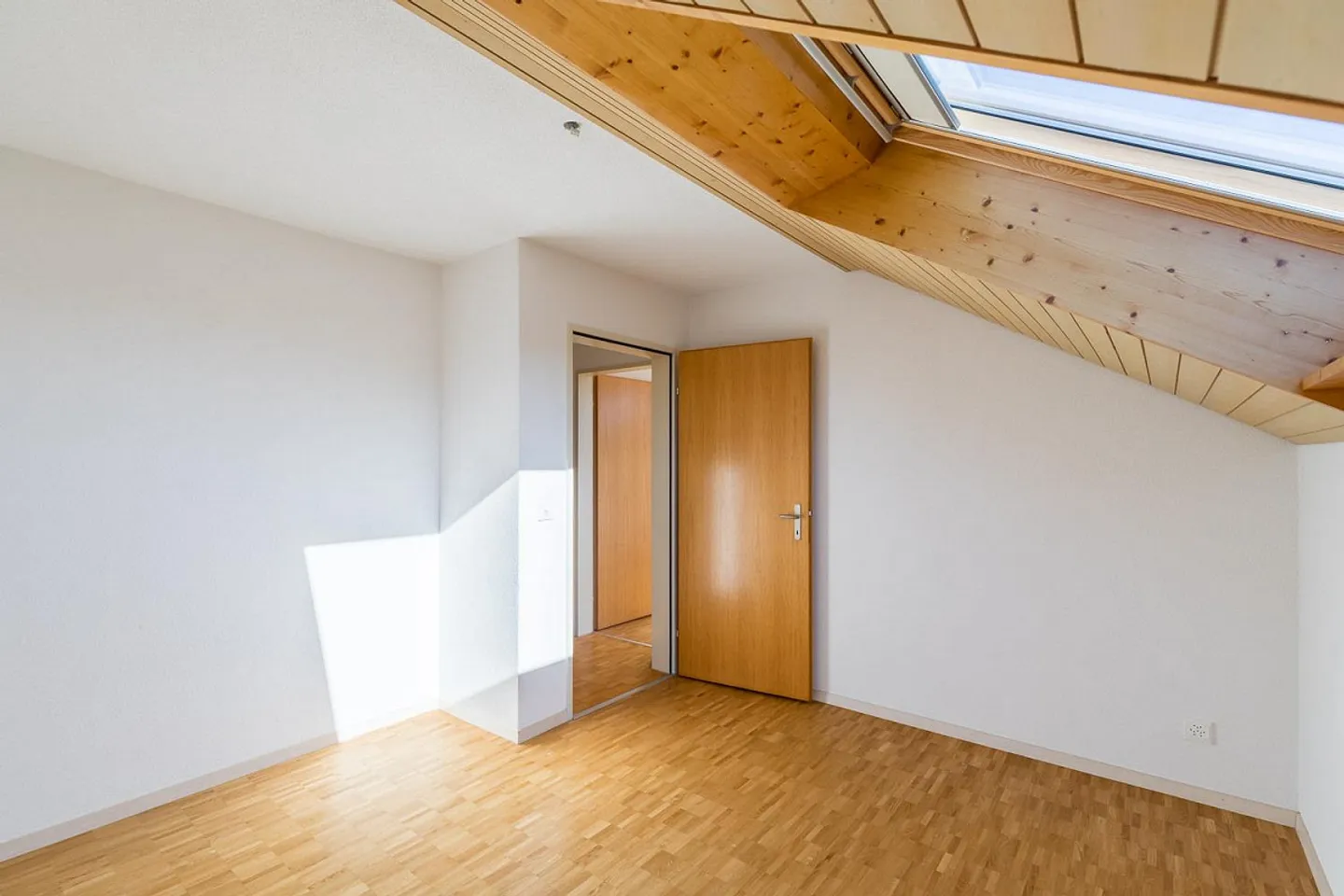 Quartier résidentiel calme ! - Photo 8 sur 9