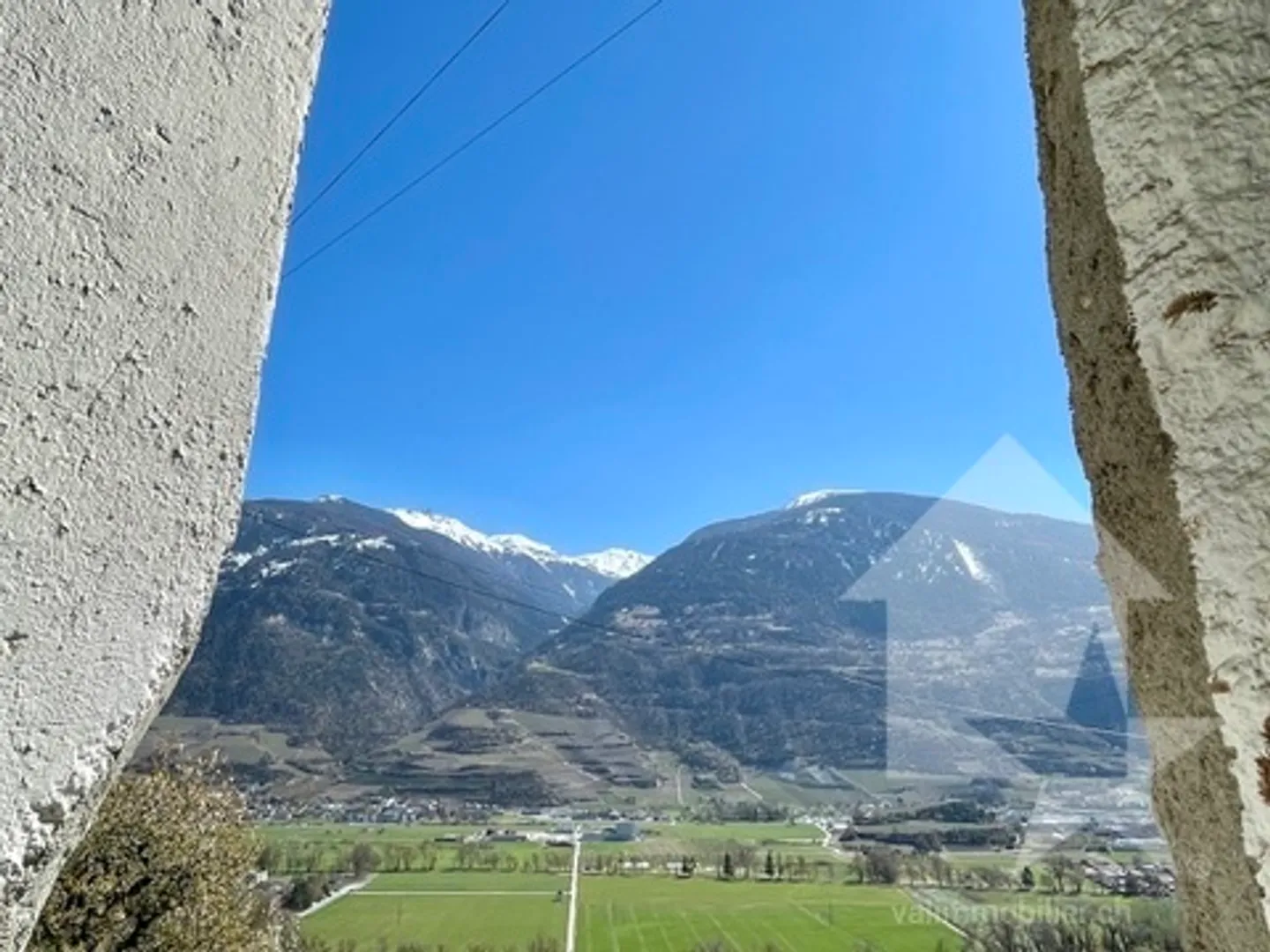 Pavimento in una casa di villaggio, terrazza coperta e Carnotzet - Foto 2 di 13