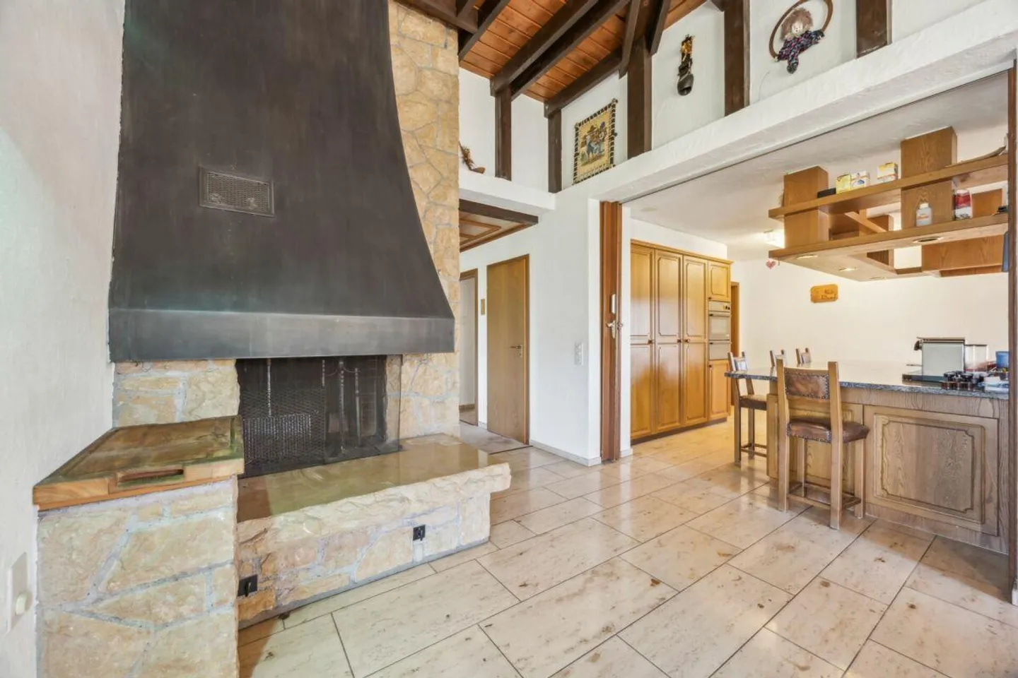 Casa unifamiliare con appartamento indipendente - Foto 6 di 20