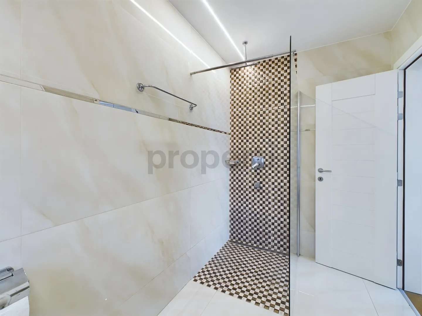 Casa spaziosa e moderna di 8,5 stanze a Chalais - Foto 10 di 13
