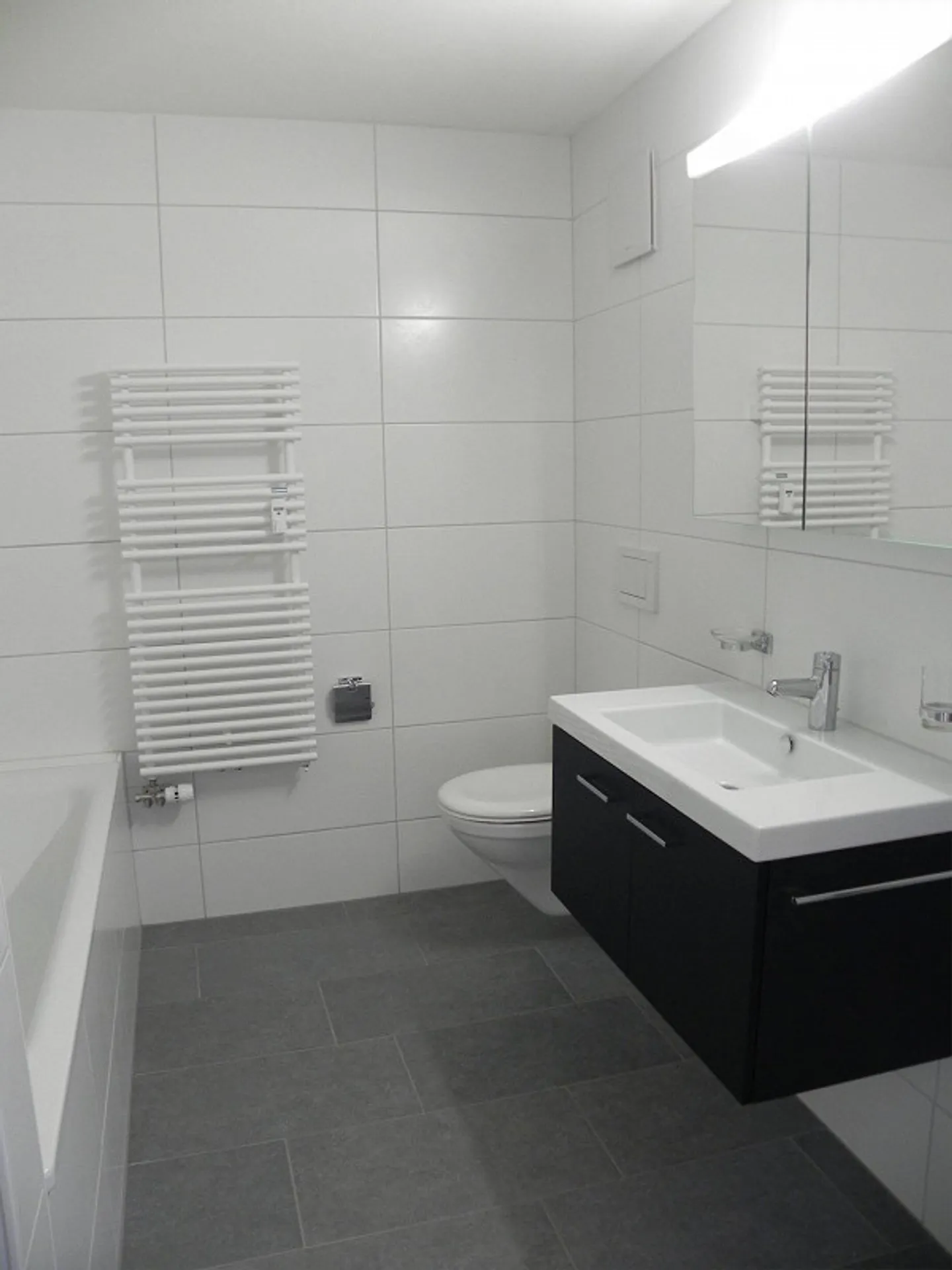 Beautiful bright 3.5-room apartment in a quiet neighborhood - Photo 7 of 10