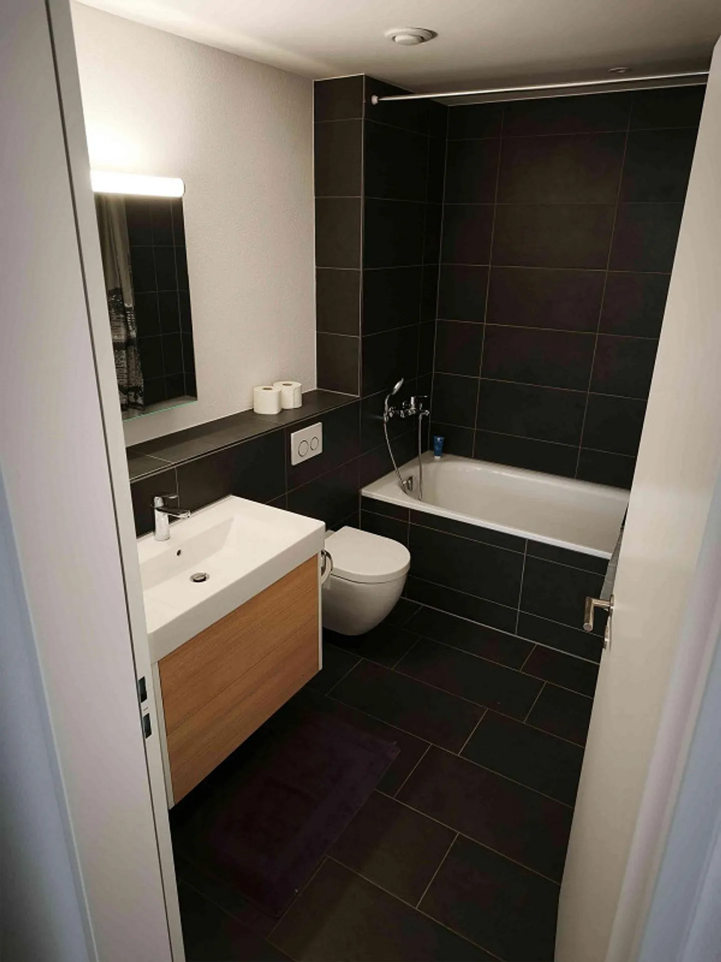 Appartamento da sogno di 3,5 stanze con vista sul lago e standard Minergie - Foto 4 di 8