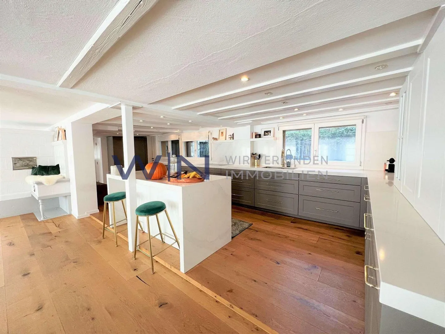 So inconspicuous and yet everything you ever wanted - Photo 3 of 6