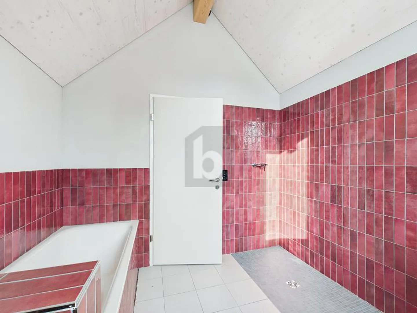 SPACIOUS WITH OPEN SPACE CONCEPT - Photo 3 of 6