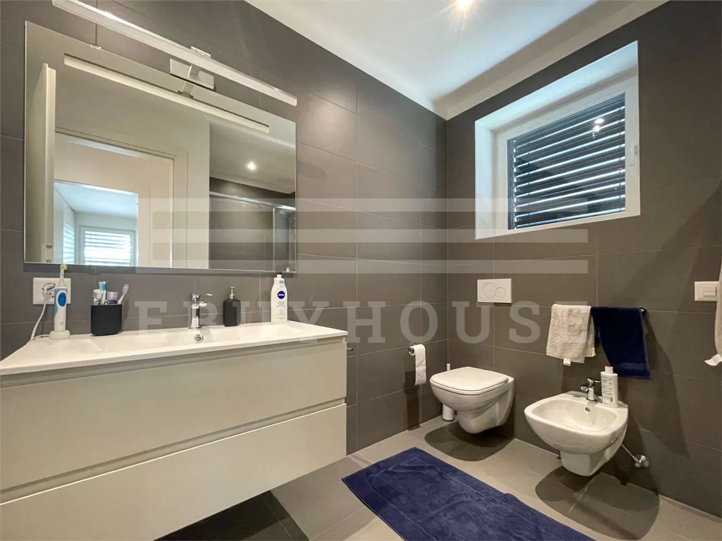 Apartment for rent - Photo 11 of 18