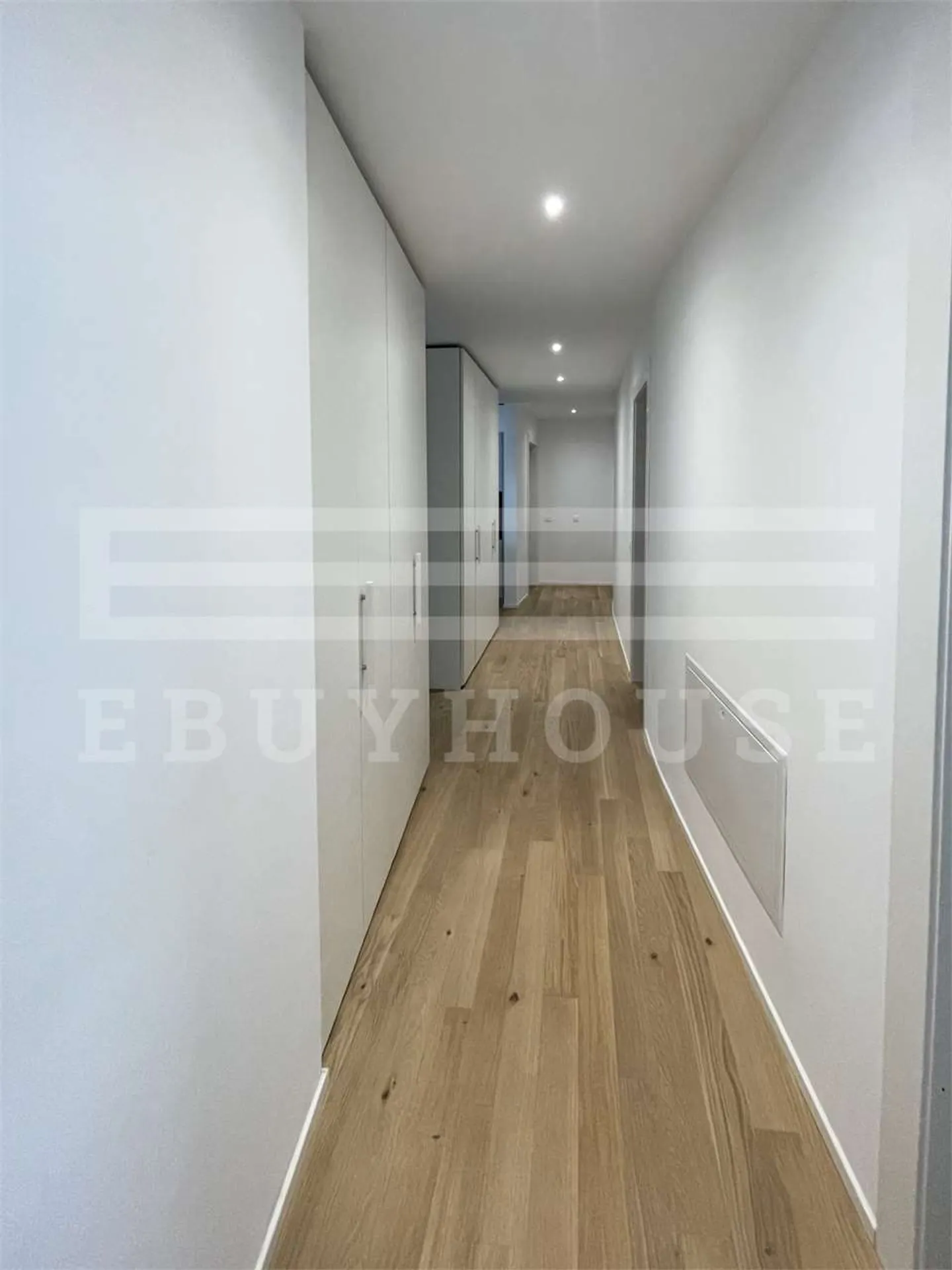 Apartment for rent - Photo 9 of 18