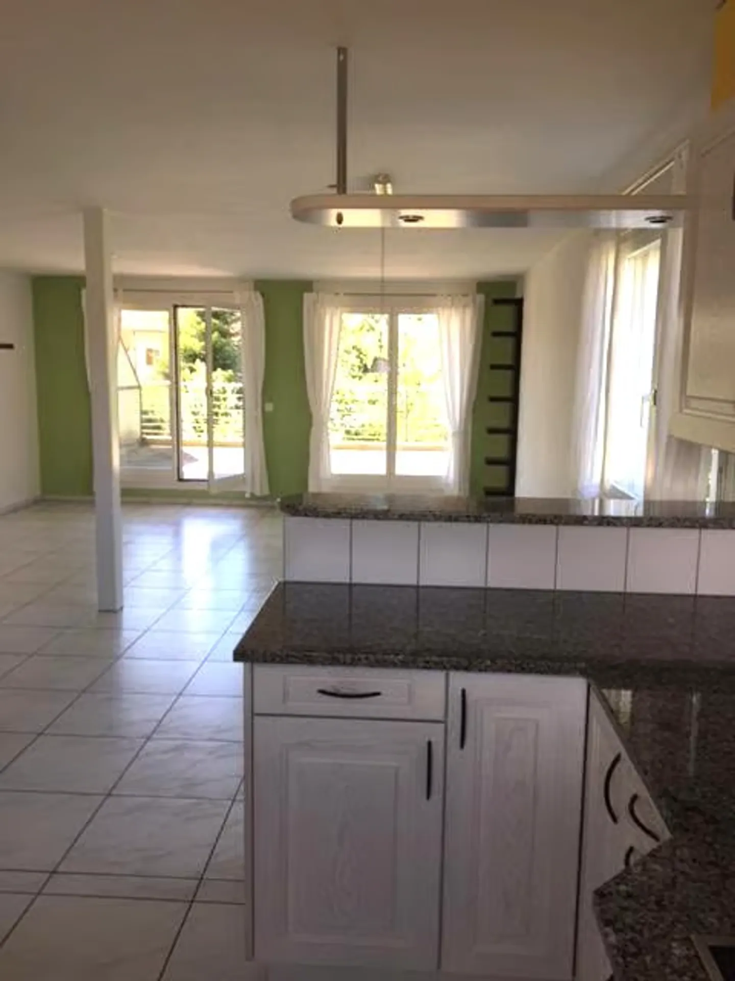 Charmante maisonette de 4,5 pièces à Düdingen - Photo 4 sur 17