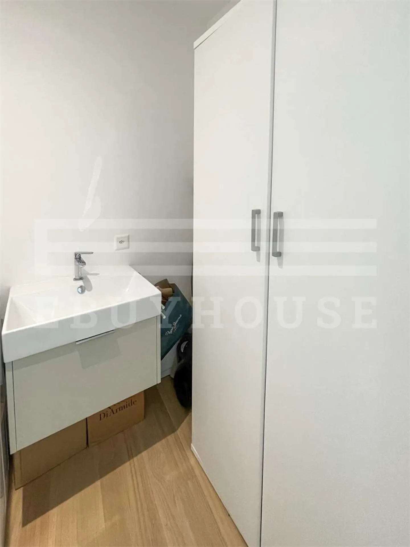 Apartment for rent - Photo 16 of 18