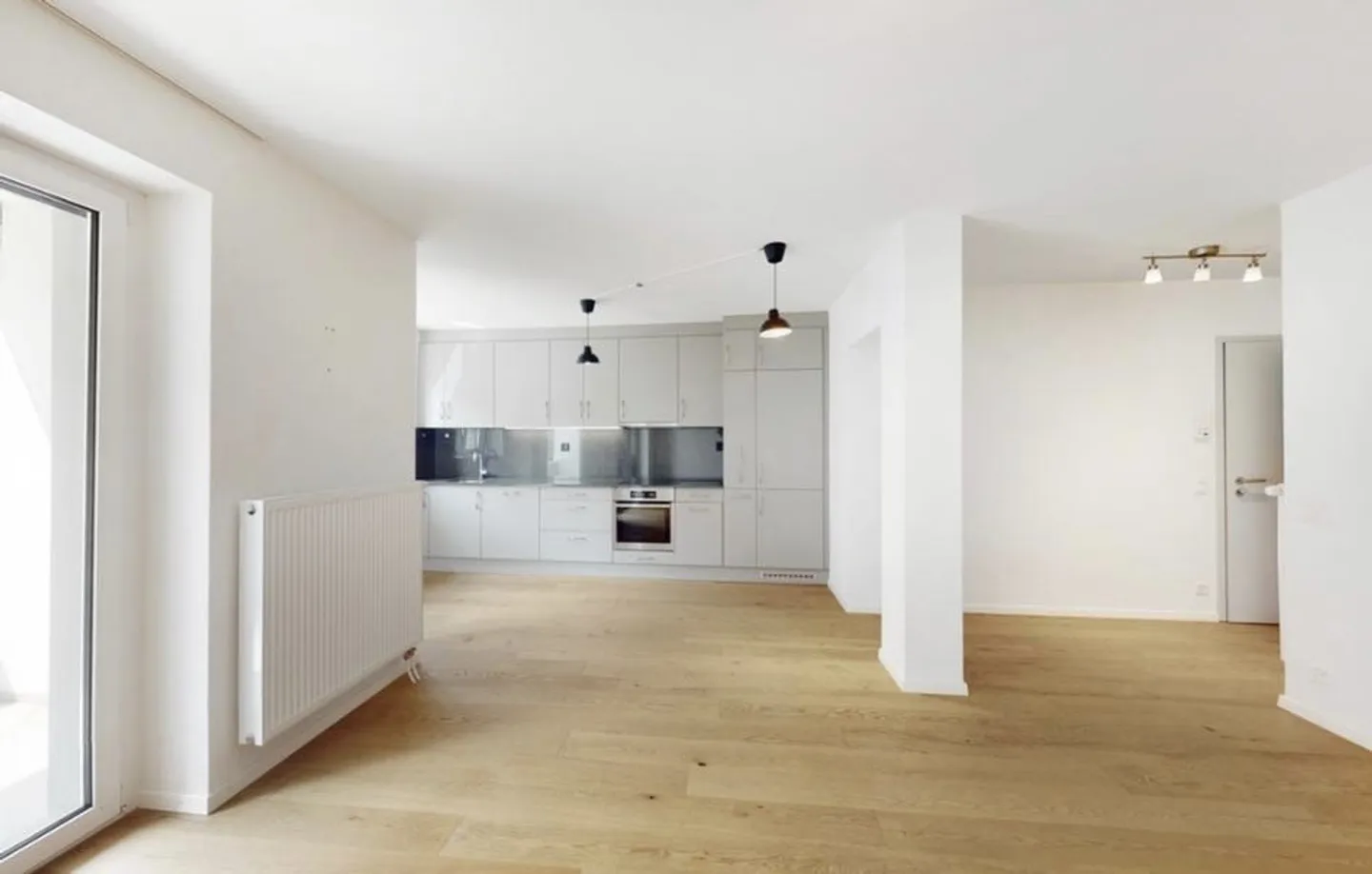 Appartamento 2.5 camere affascinante - Foto 3 di 7