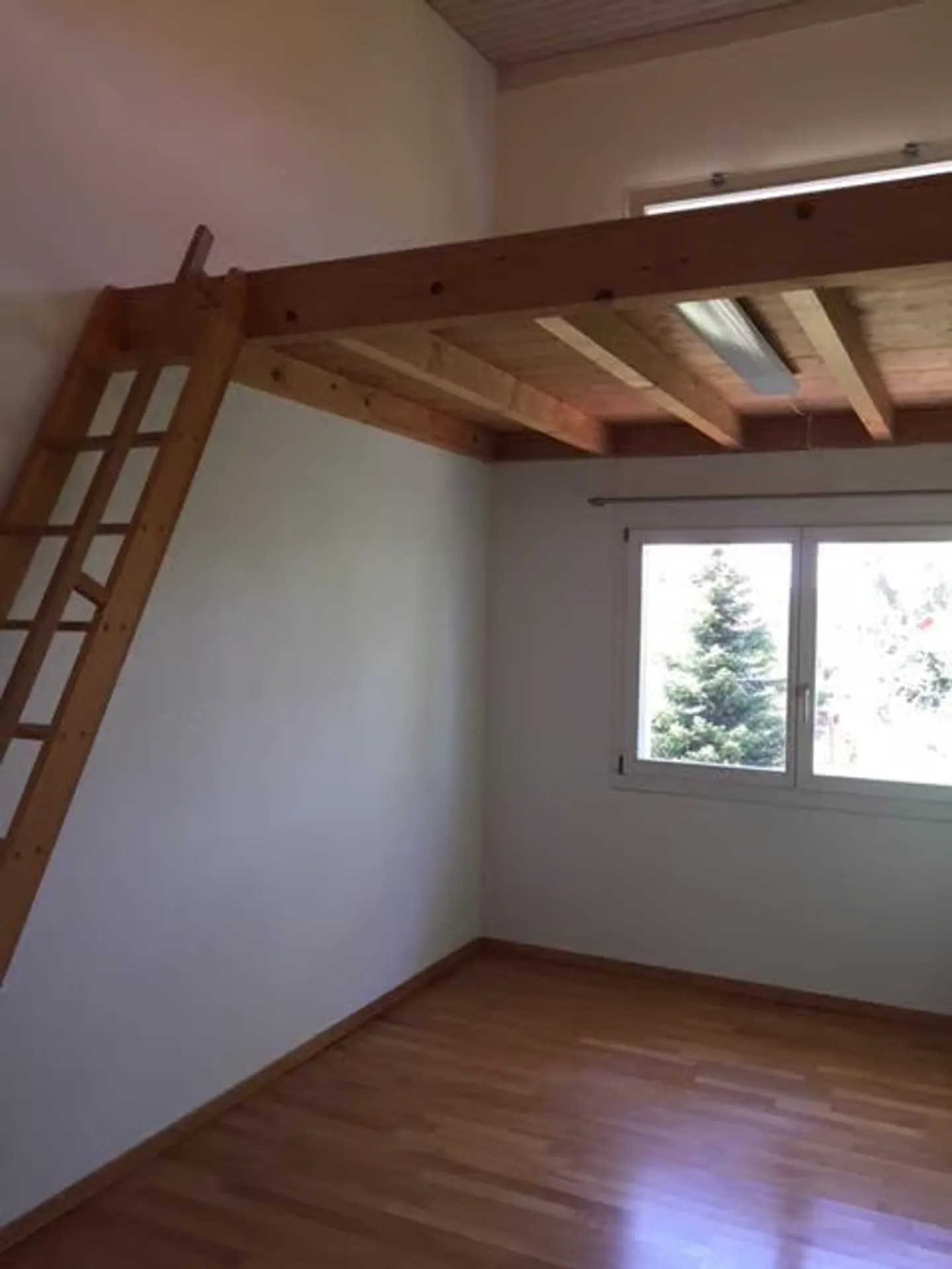 Charmante maisonette de 4,5 pièces à Düdingen - Photo 13 sur 17