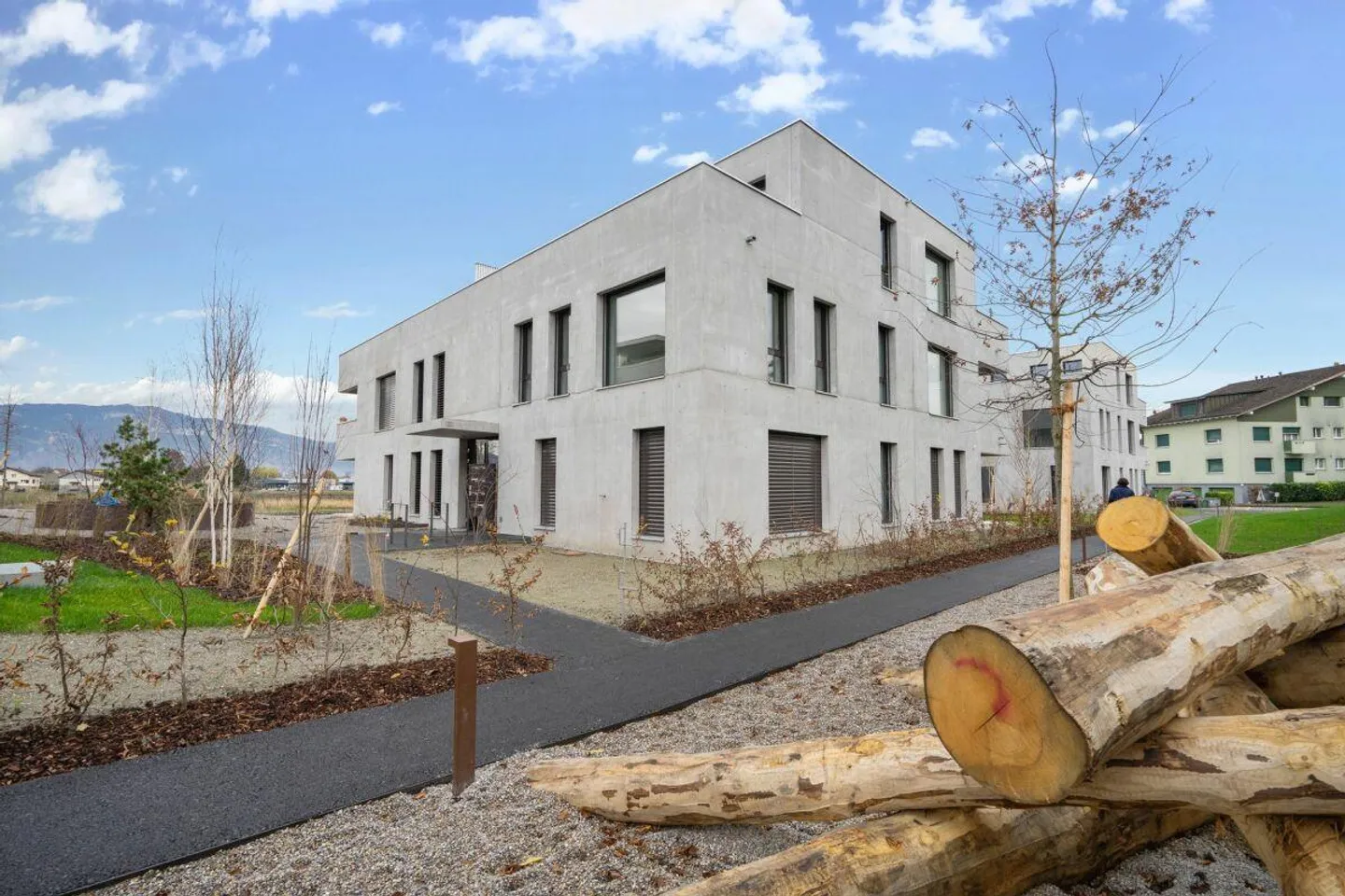 3.5-Zimmer-Wohnung inmitten der Grünzone - Foto 3 von 5