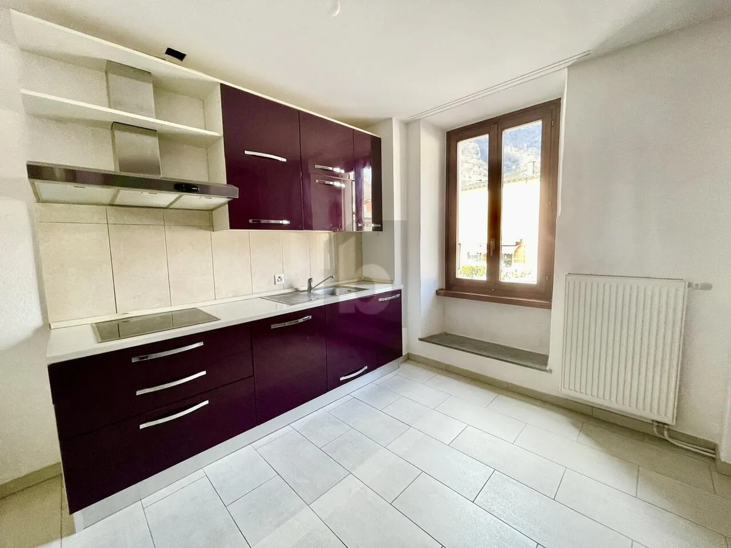 CASA DA 4 APPARTAMENTI INTERESSANTE - Foto 4 di 6
