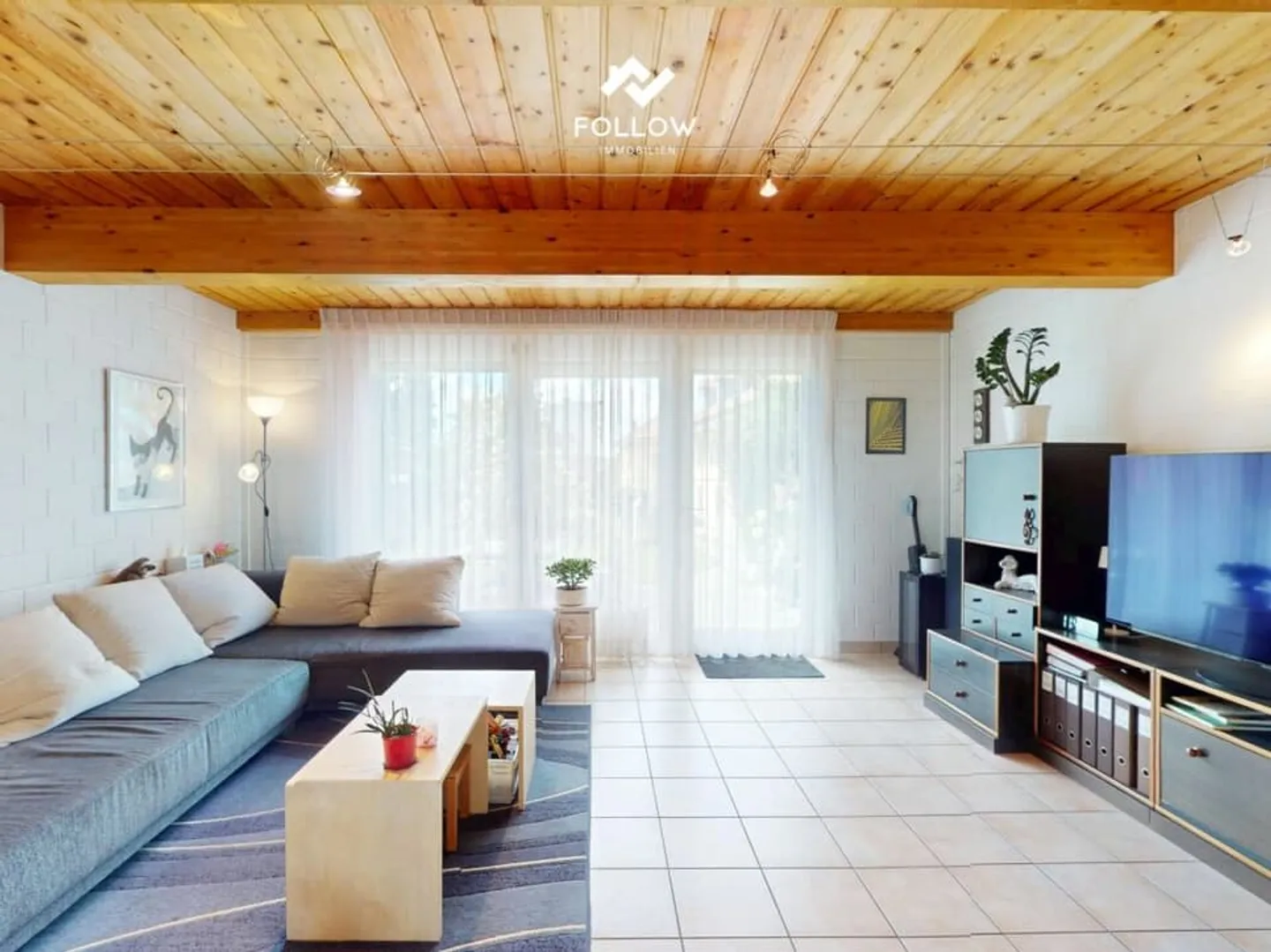 Maison jumelée familiale avec jardin et carport dans un endroit calme - Photo 3 sur 12