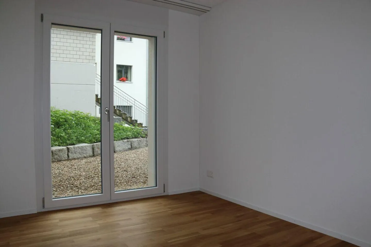 Traumhafte Gartenwohnung mit Aussicht - Foto 9 von 10