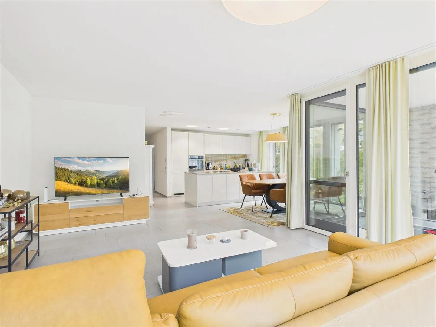 Möblierte 3.5 Zimmer Terrassen Wohnung - Foto 1 von 12