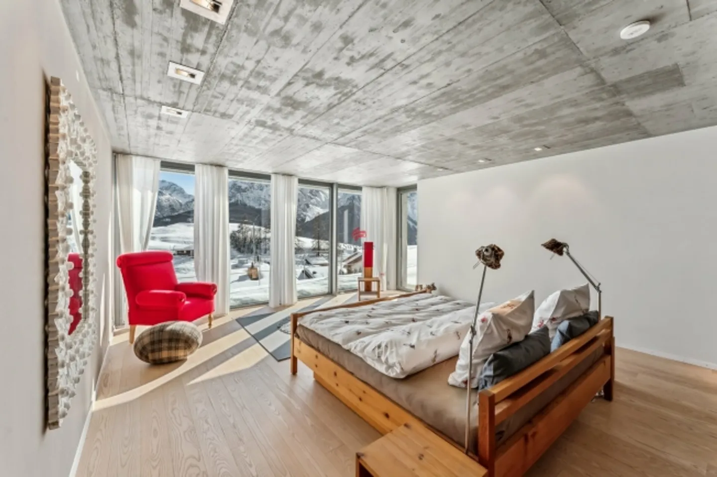 Dream House in the Lower Engadine Dolomites - Photo 8 of 12