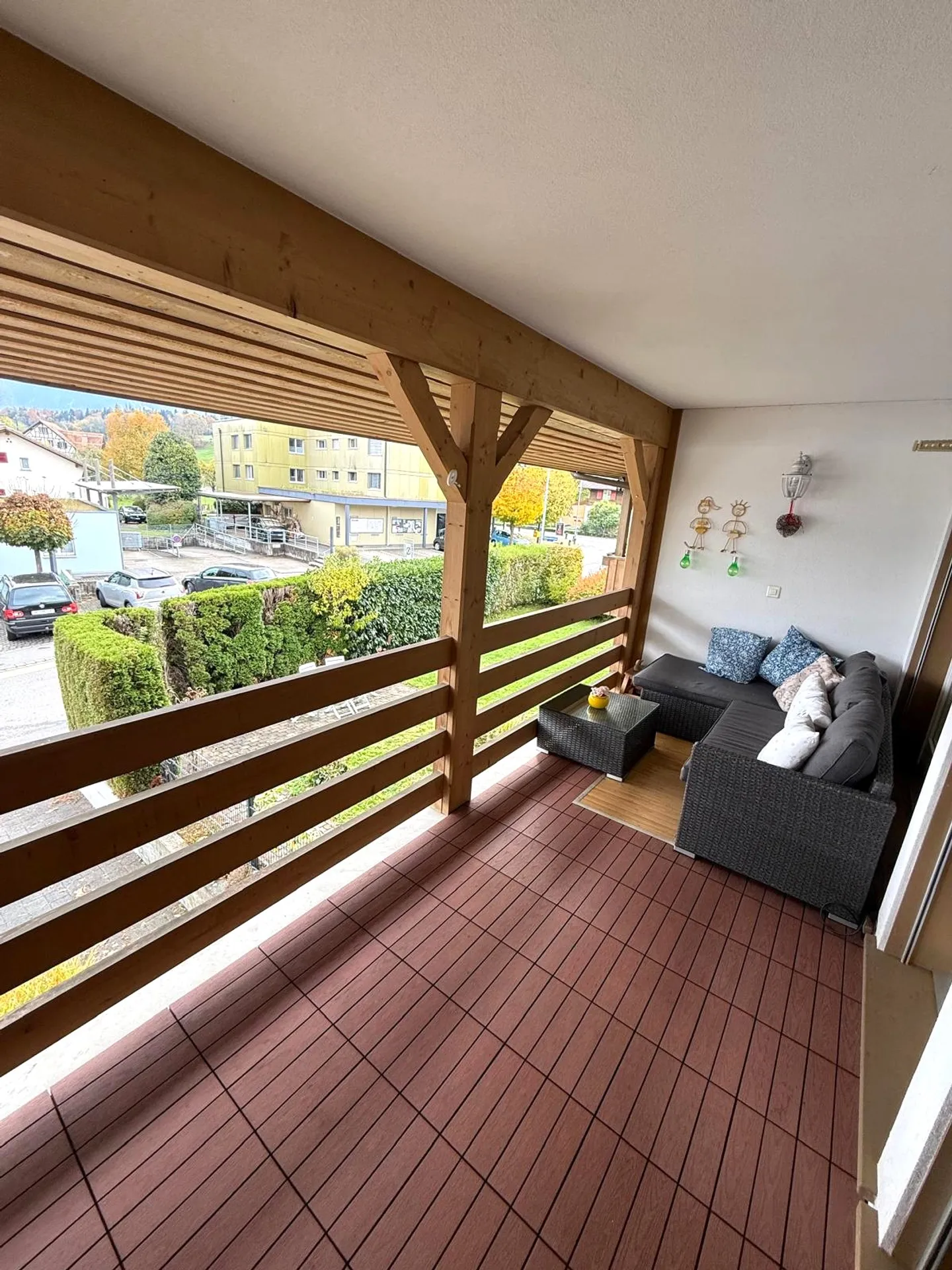 Charming 4.5-room apartment with balcony and Swedish stove in Thierachern - Photo 8 of 14