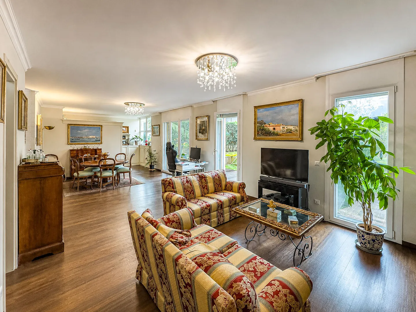 Appartamento con vista lago e giardino a Bissone - Foto 1 di 13