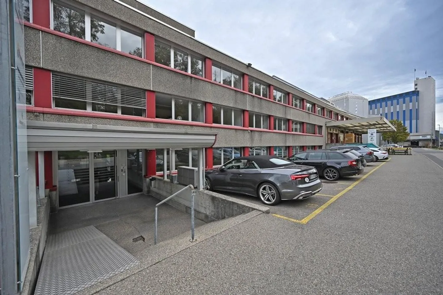 Geräumiger Lagerraum zu vermieten - Foto 1 von 4