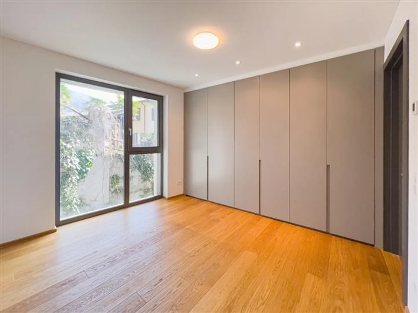 «3.5 locali con bellissima vista lago a Melide» - Foto 4 di 5