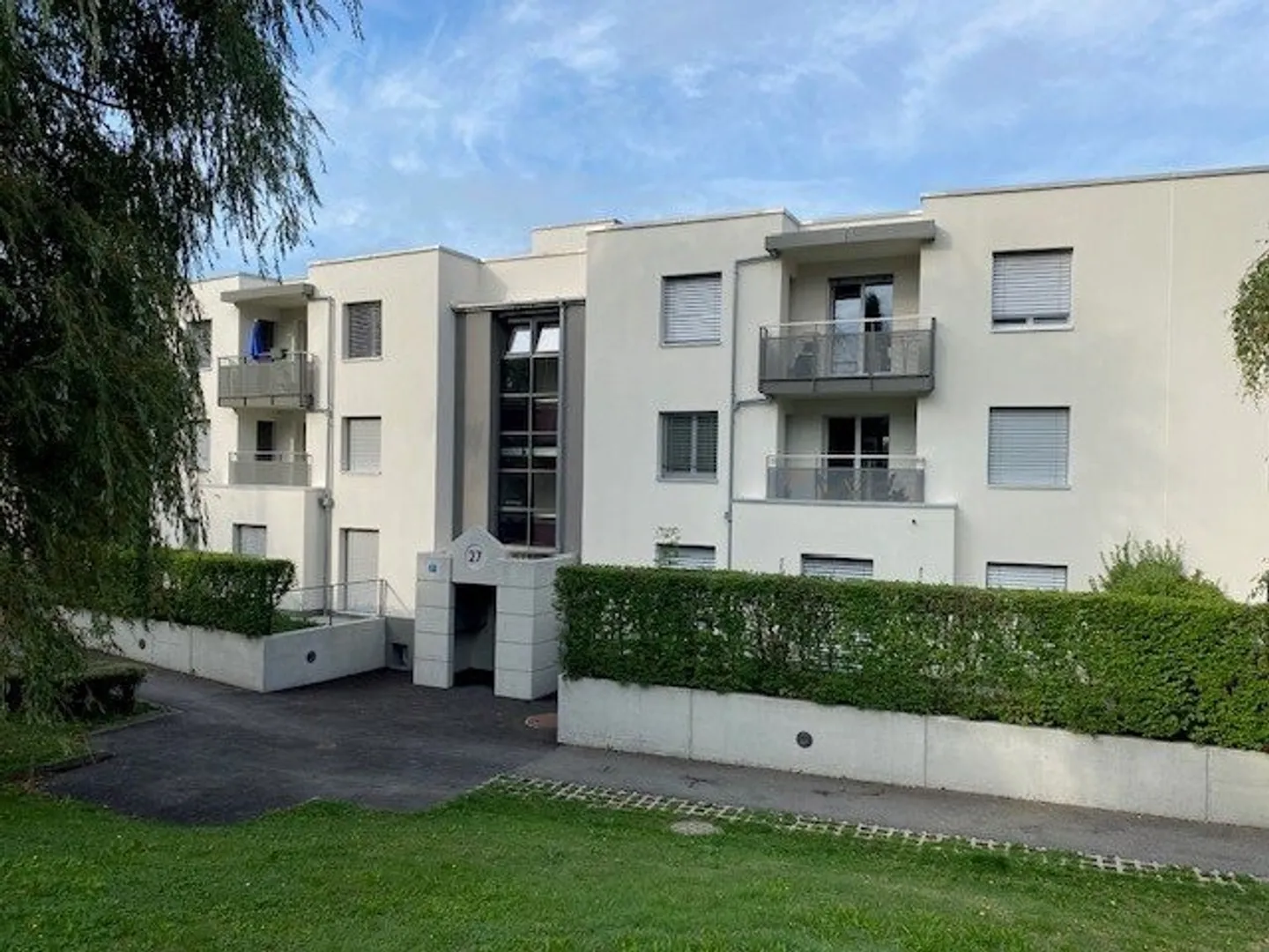 1ST NET RENT OFFERED - Housing located in a family neighborhood! - Photo 1 of 9