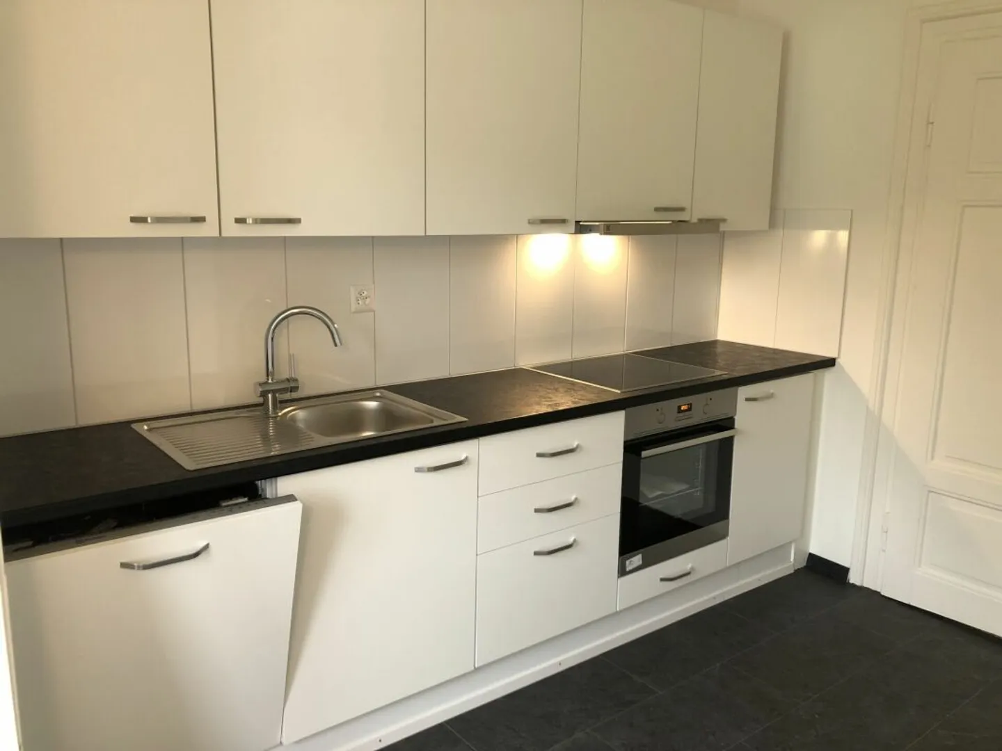 Spacious 5.5 Room Apartment - Photo 1 of 9