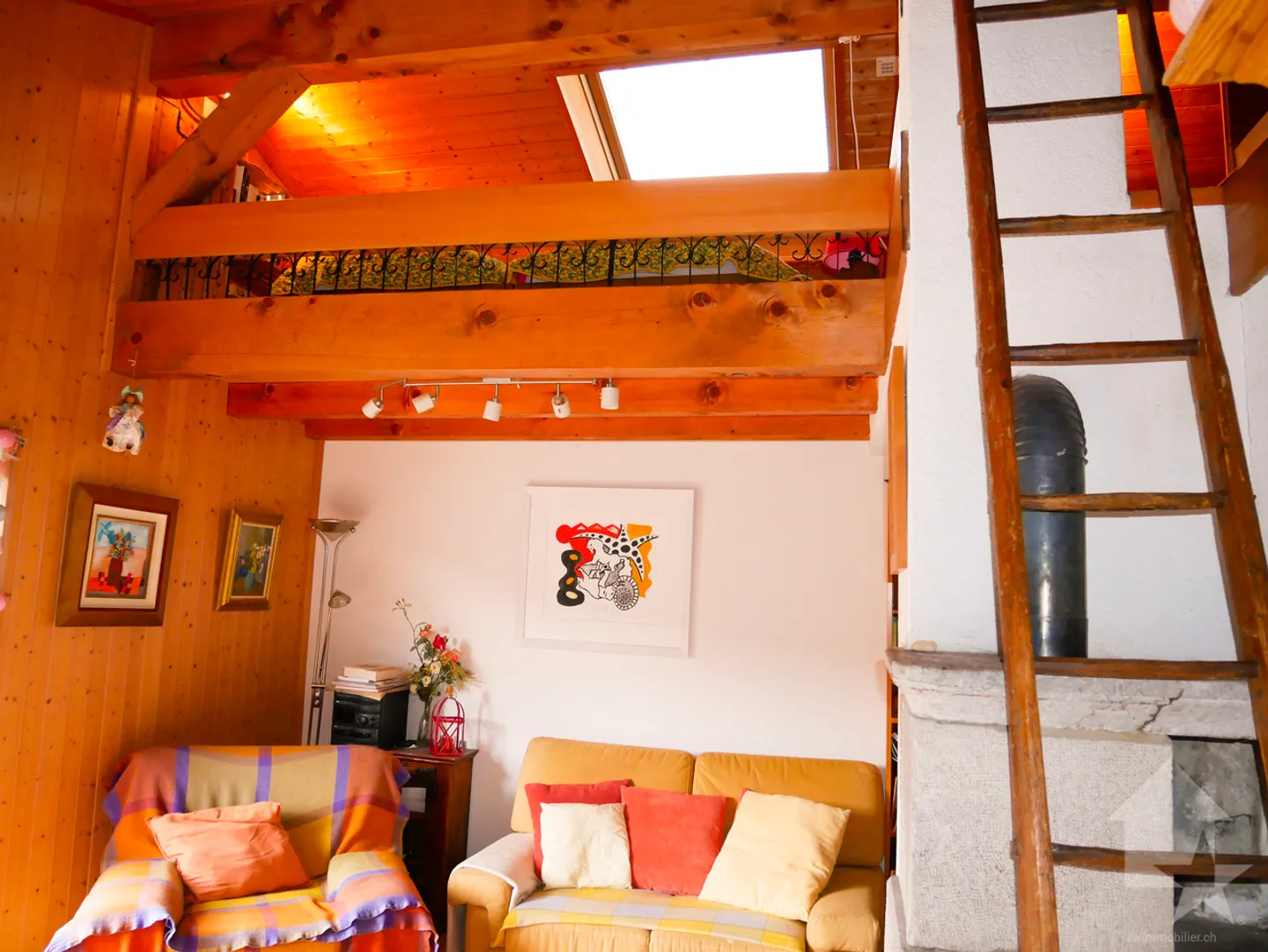 Magnificent small chalet / mazot at the Summit of the Vines - Photo 22 of 32