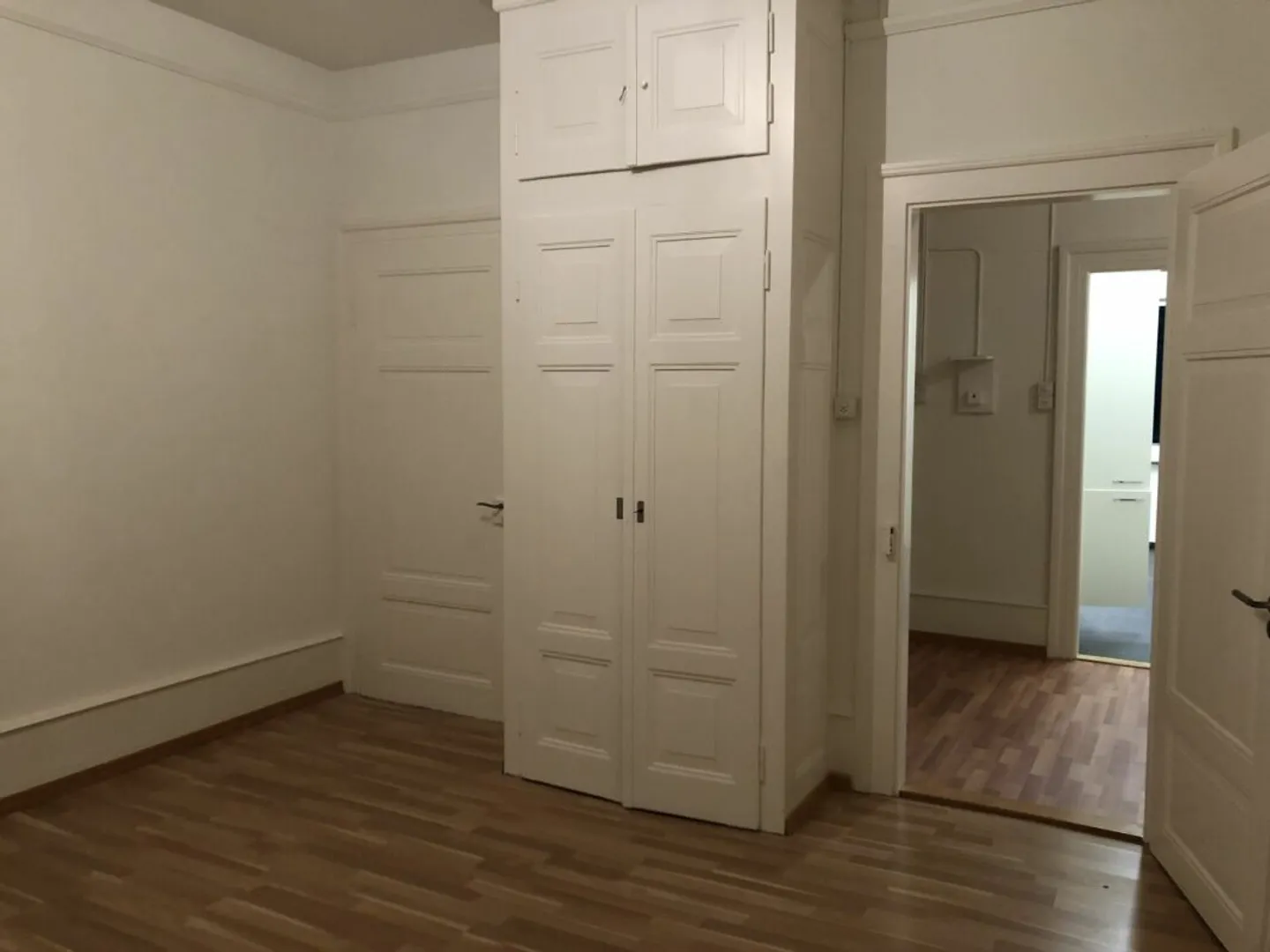 Spacious 5.5 Room Apartment - Photo 8 of 9