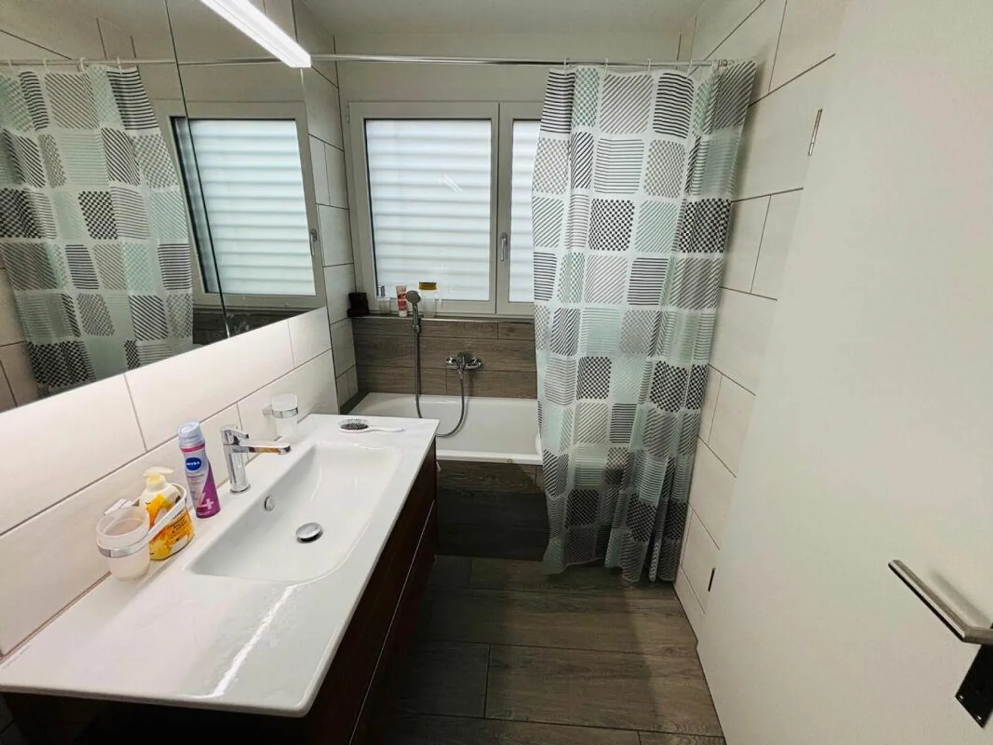 Grosszügige 4.5-Zimmer-Wohnung mit wunderbarem Balkon - Photo 9 of 13