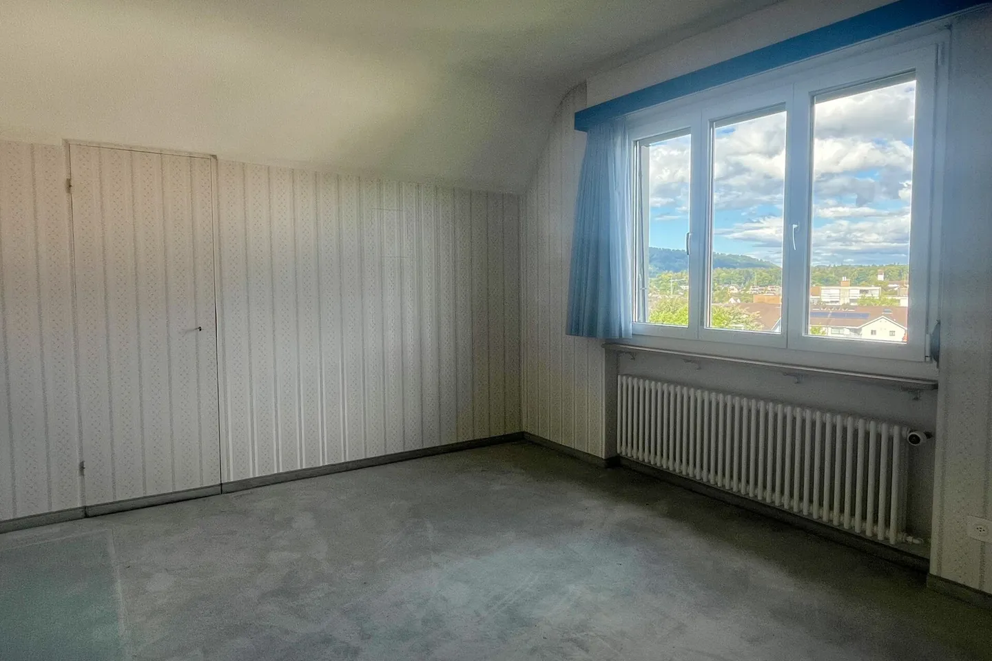 Einfamilienhaus mit Garten in einem ruhigen Quartier - Foto 9 di 12