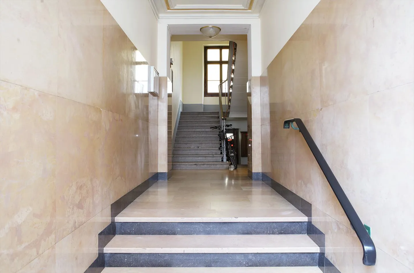 Appartement 4 pièces - Photo 4 sur 4