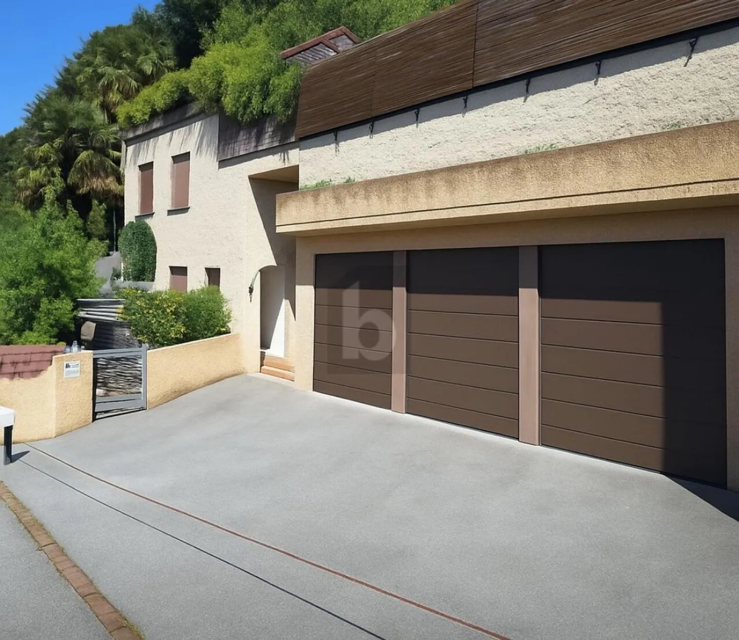 WITH GARDEN, POOL AND SAUNA - Photo 2 of 6