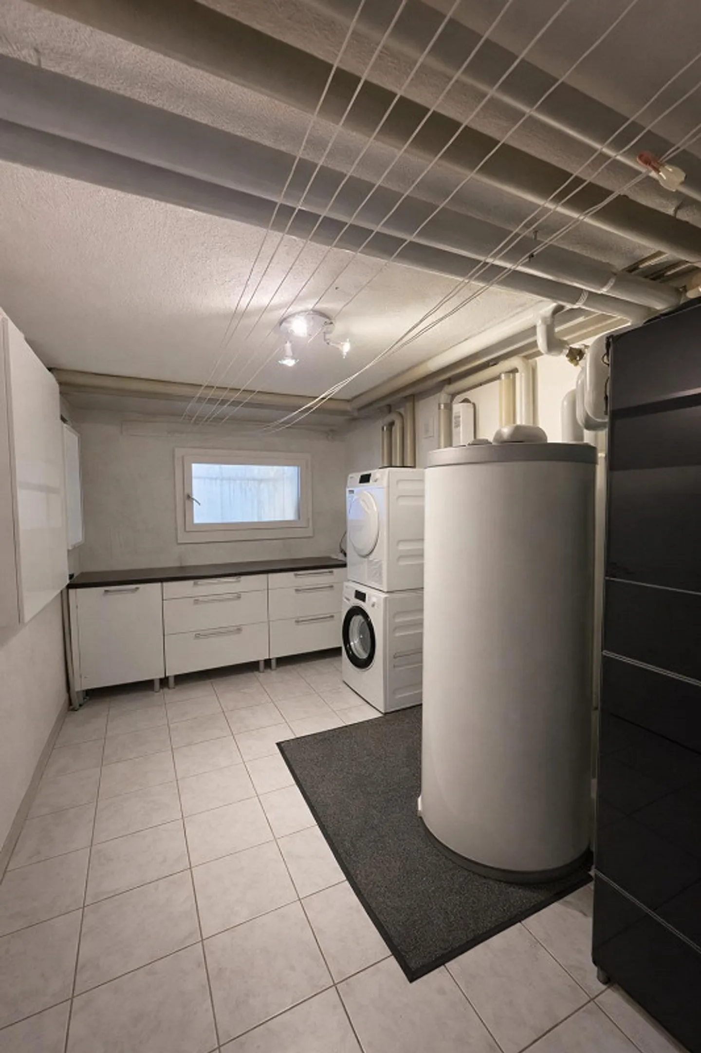 Elegantes Einfamilienhaus mit Aussicht - Foto 14 von 16