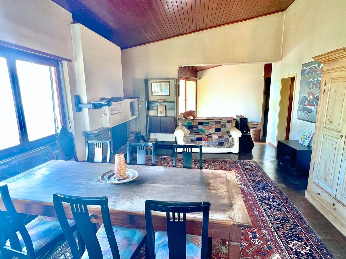 Casa unifamiliare da ristrutturare in una posizione tranquilla e isolata - Foto 6 di 12