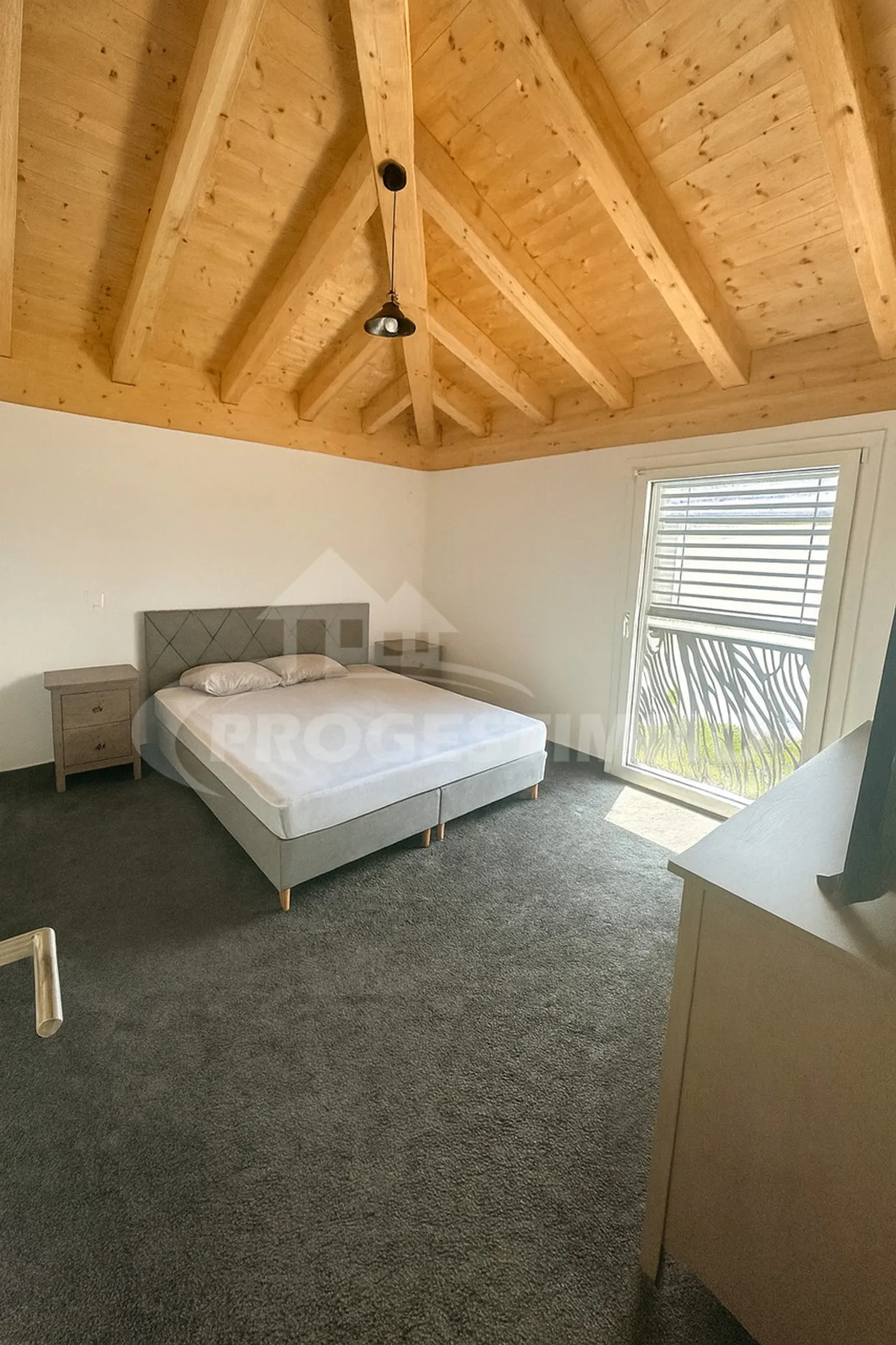 Schöne moderne 4.5-Zimmer-Villa - Foto 3 von 10