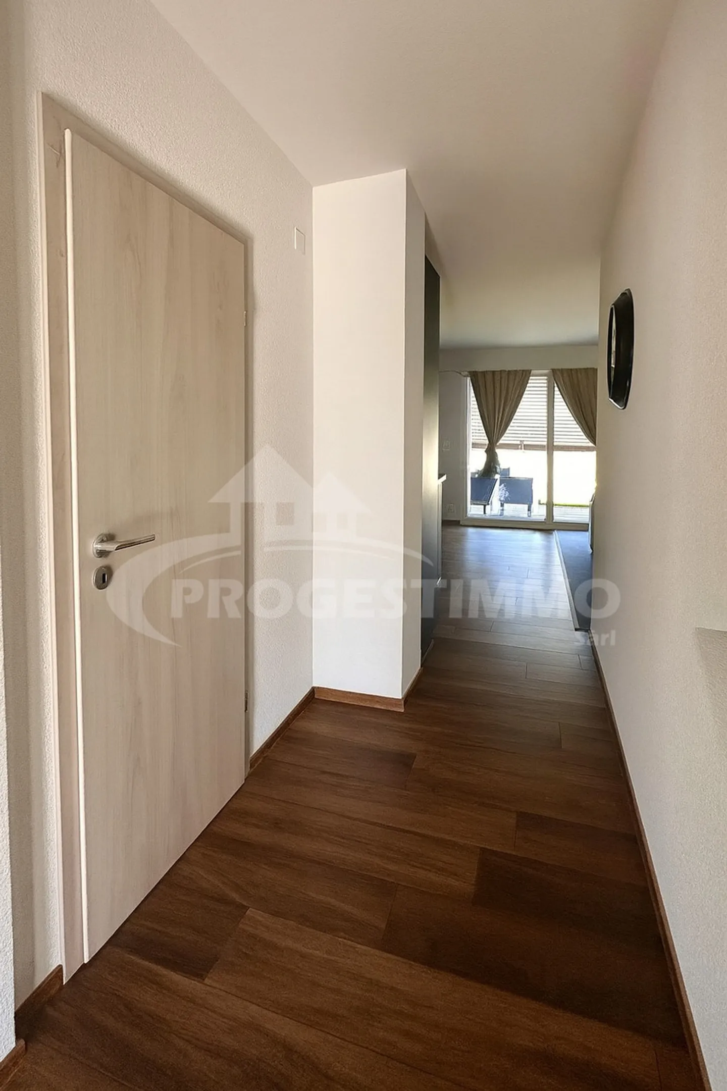 Schöne moderne 4.5-Zimmer-Villa - Foto 7 von 10