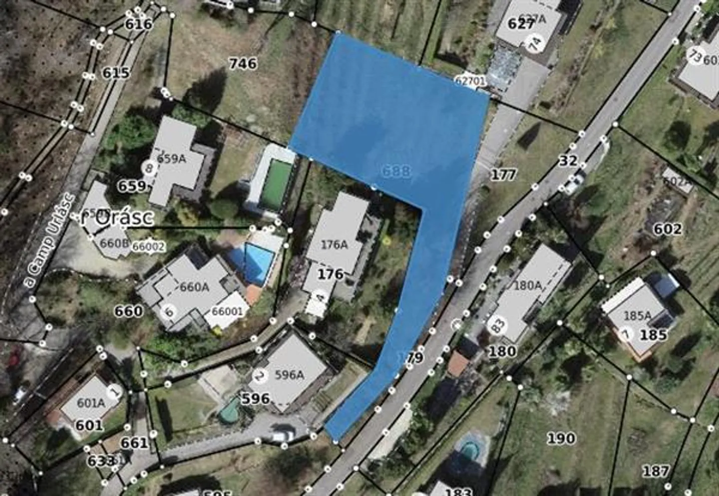 Terrain constructible à Cimo - Photo 2 sur 3