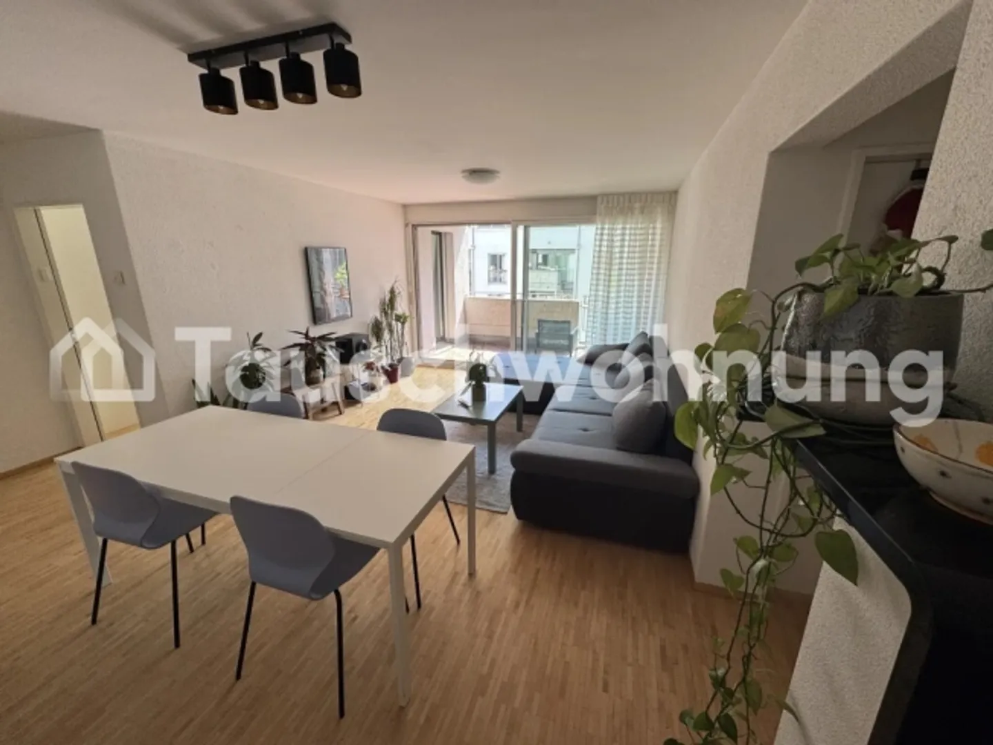 Appartement confortable de 3,5 pièces à Zurich, quartier 5 - Photo 1 sur 10