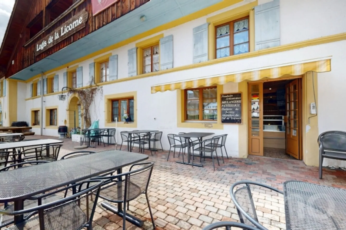 «Superbe Hôtel-restaurant-boulangerie pour opportunité rare!» - Photo 5 sur 13