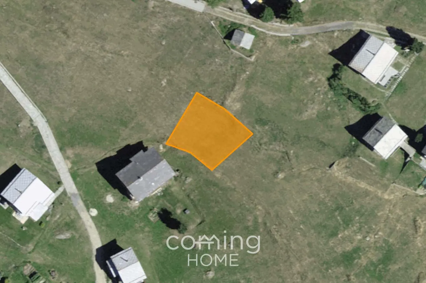 Terrain à bâtir entièrement viabilisé à Gspon - 272 m², Zone résidentielle W1, Accès par téléphérique toute l'année - Photo 1 sur 8