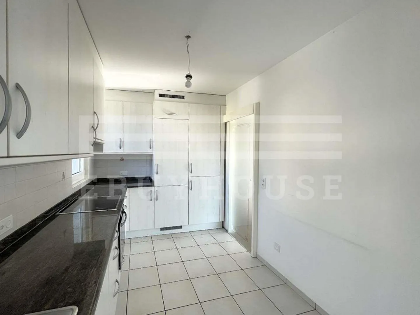 Comfortable apartment with terrace and view - Photo 5 of 13