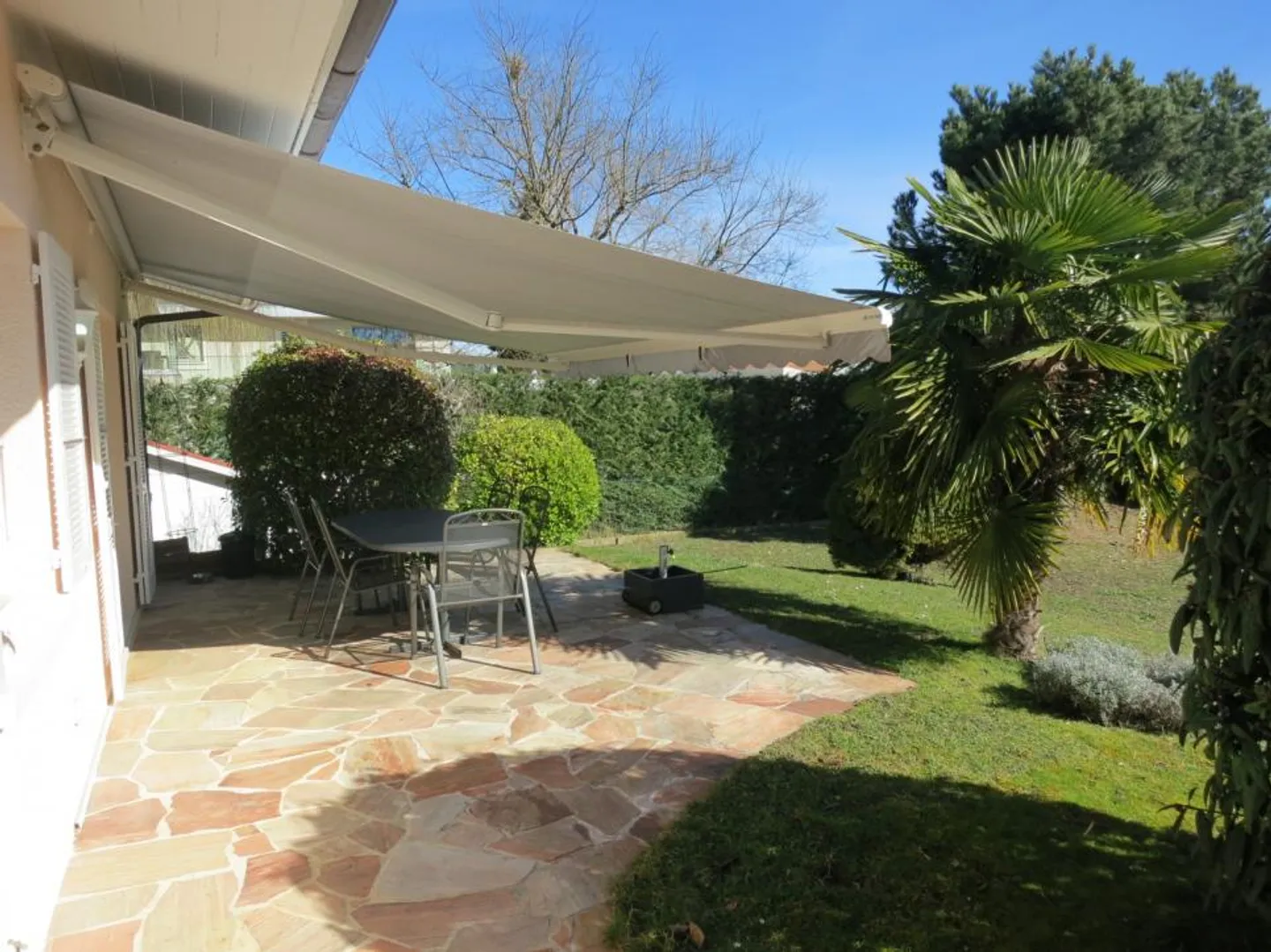 Semi-detached house - Photo 1 of 1