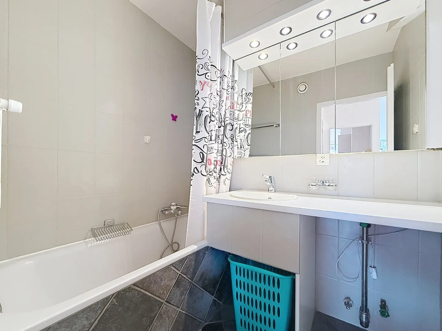 Bel appartamento di 4,5 stanze con vista in PPE con piscina comune - Foto 11 di 18