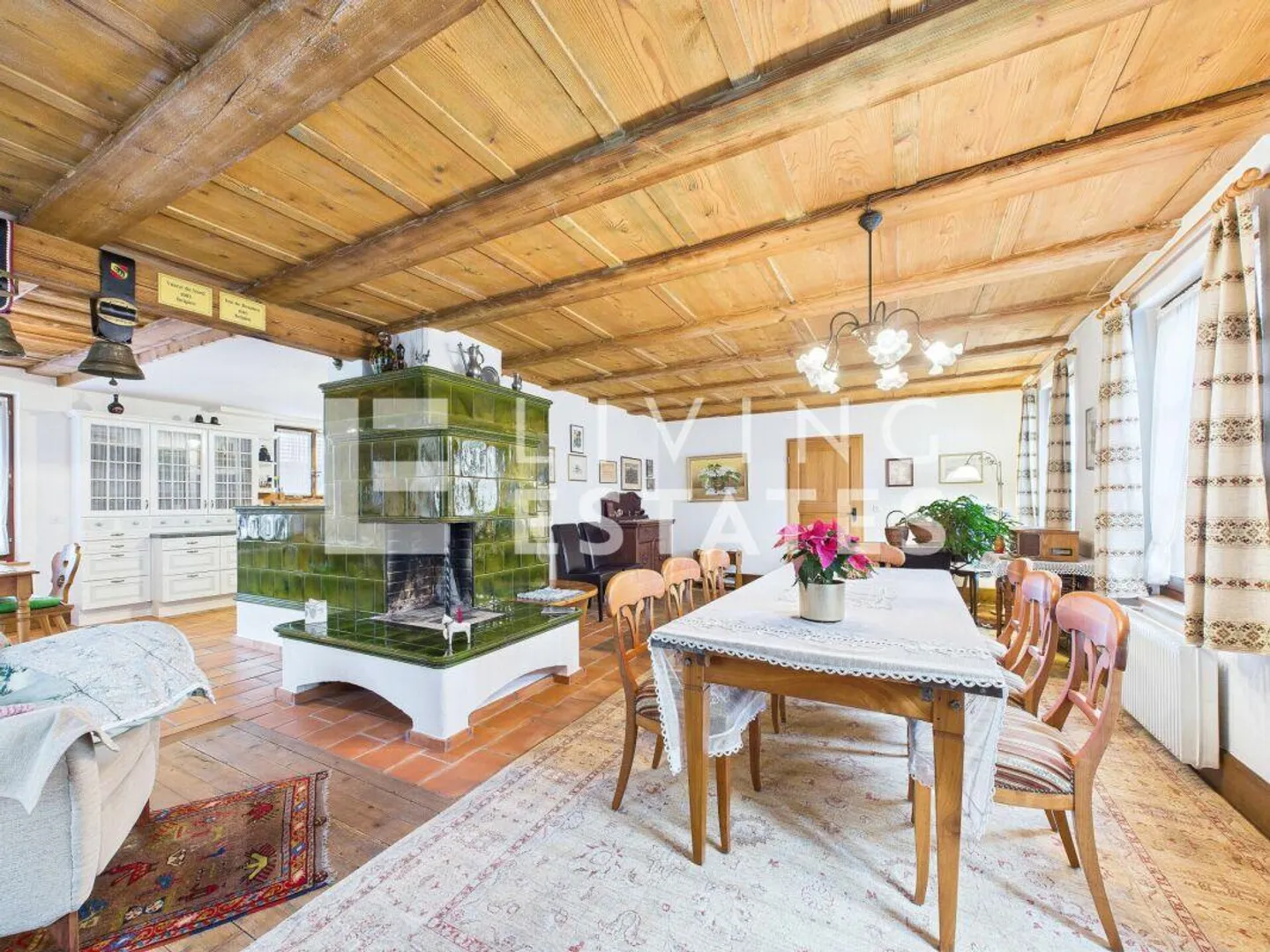 LEBEN MIT PFERDEN - EIN ANWESEN DER EXTRAKLASSE - Foto 2 von 23