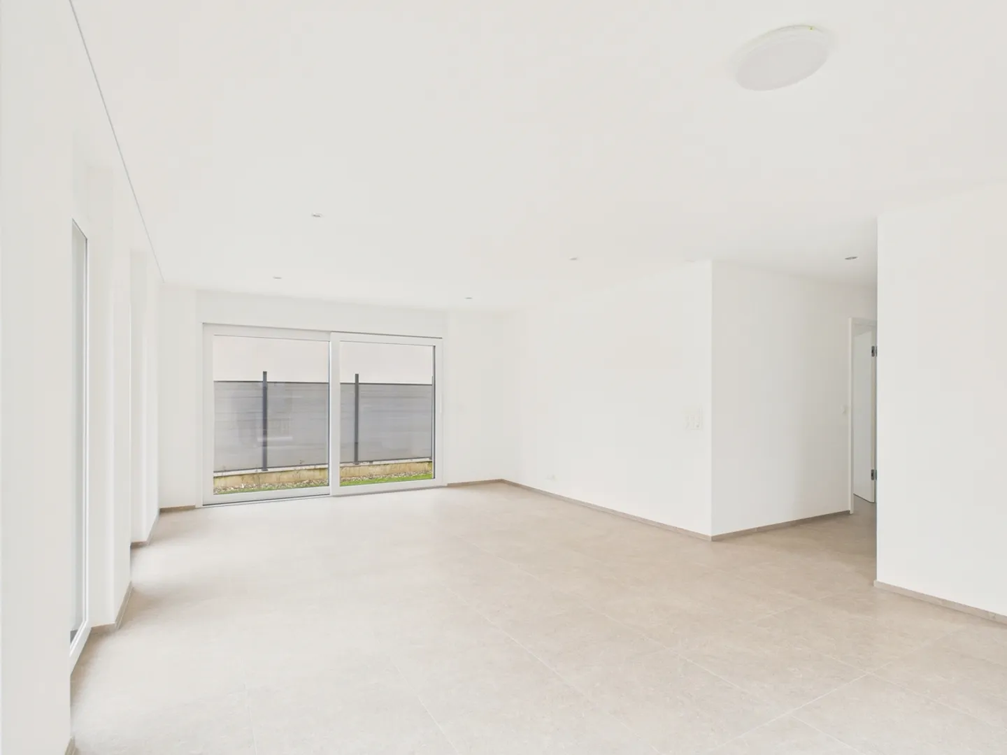 Appartement moderne 3.5 pièces - Photo 4 sur 13